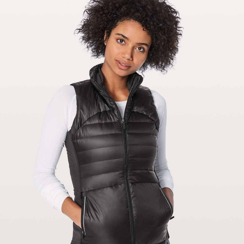 Lululemon Down for a Run Vest Size 6 🖤